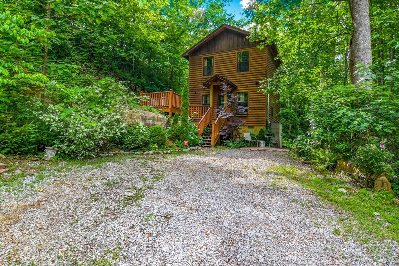 Permanent Vacation-Private Honeymoon Cabin With Hot Tub Sevierville Extérieur photo