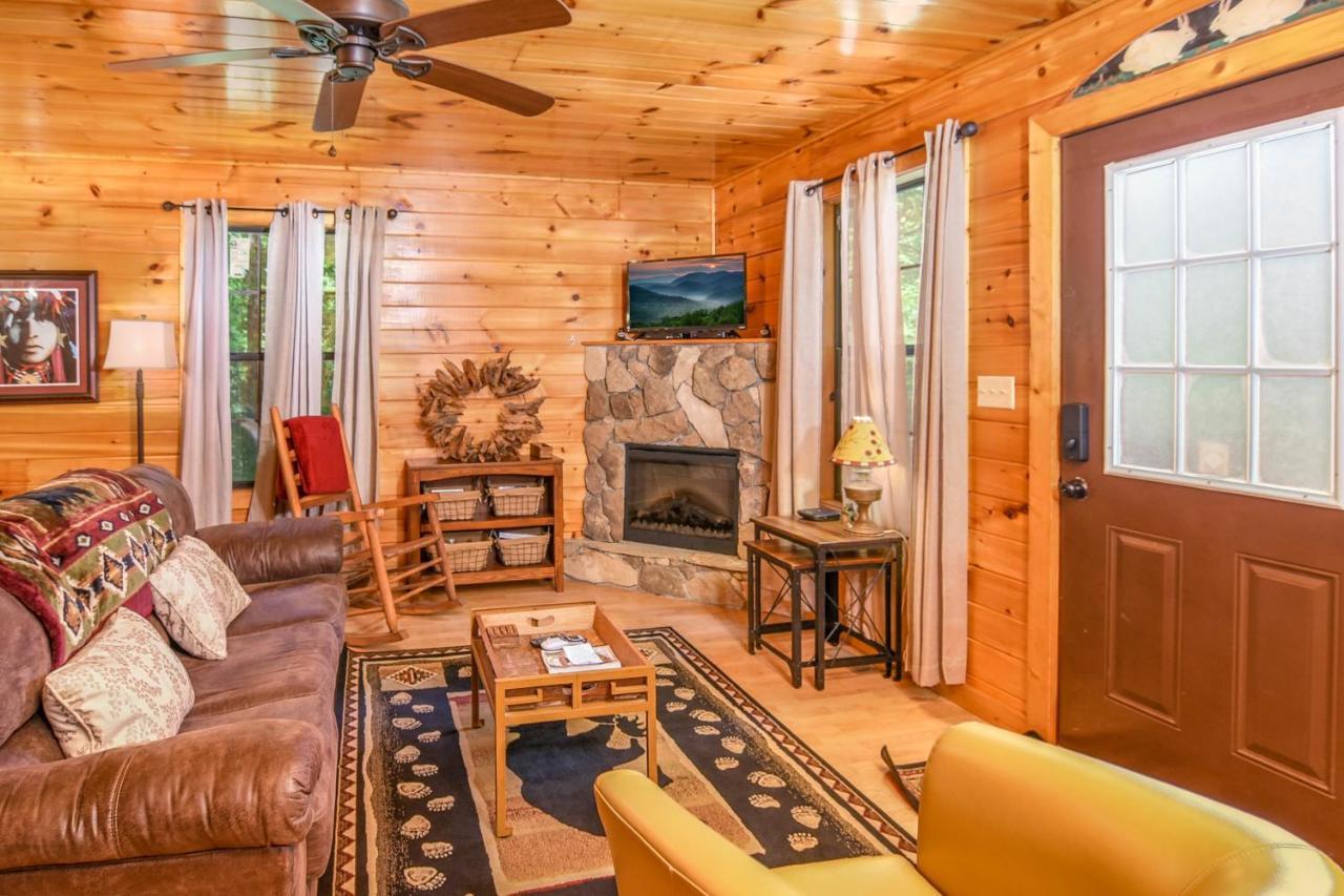 Permanent Vacation-Private Honeymoon Cabin With Hot Tub Sevierville Extérieur photo